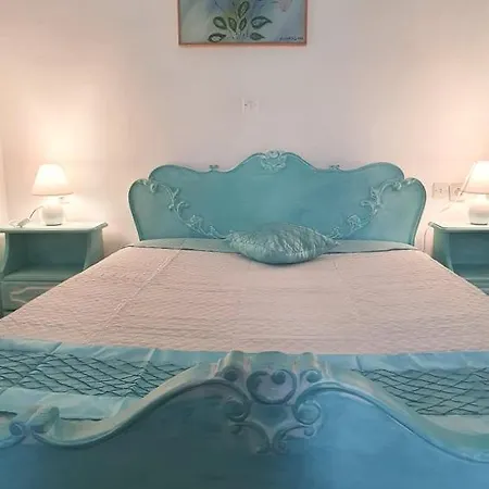 Yacht Front - Back Yard - No 7 이오스 코라