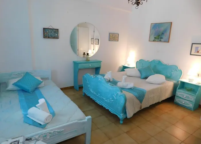 Yacht Front - Back Yard - No 7 公寓 伊奥斯乔拉