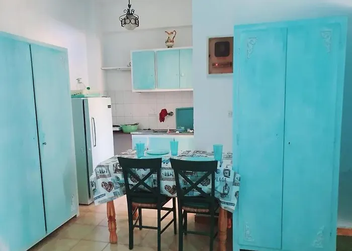 Yacht Front - Back Yard - No 7 公寓