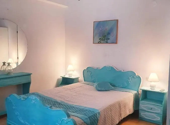 Yacht Front - Back Yard - No 7 公寓 *