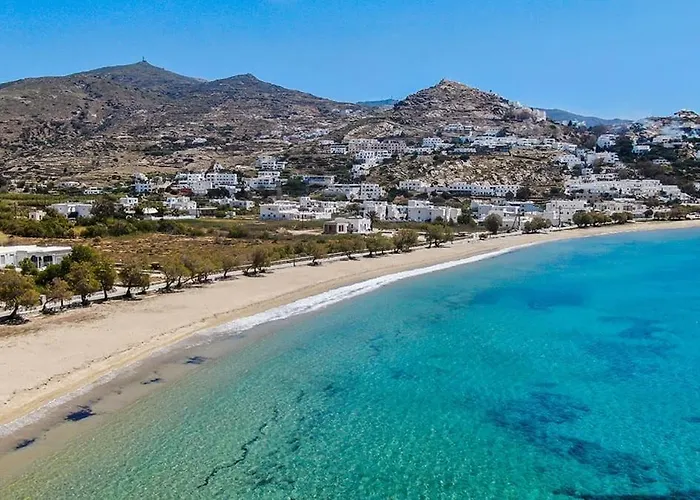 Yacht Front - Back Yard - No 7